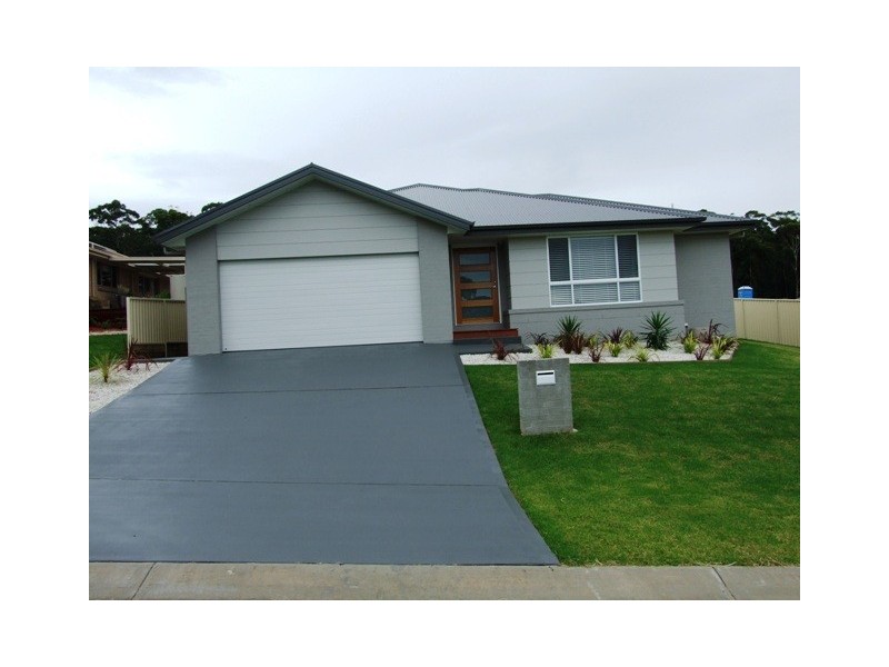 16 Laurel Avenue, Ulladulla NSW 2539