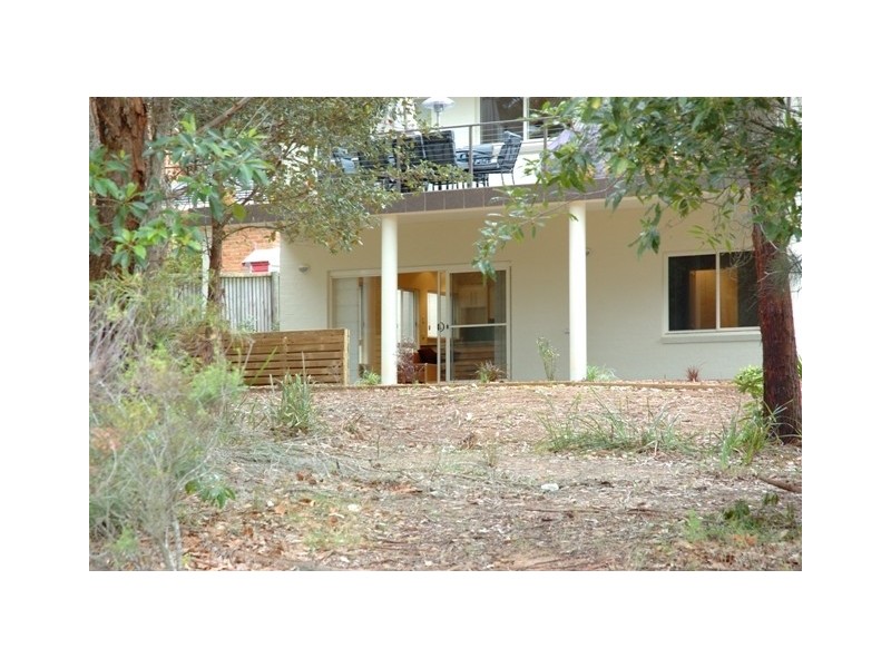 2/22 Augusta Place, Mollymook NSW 2539