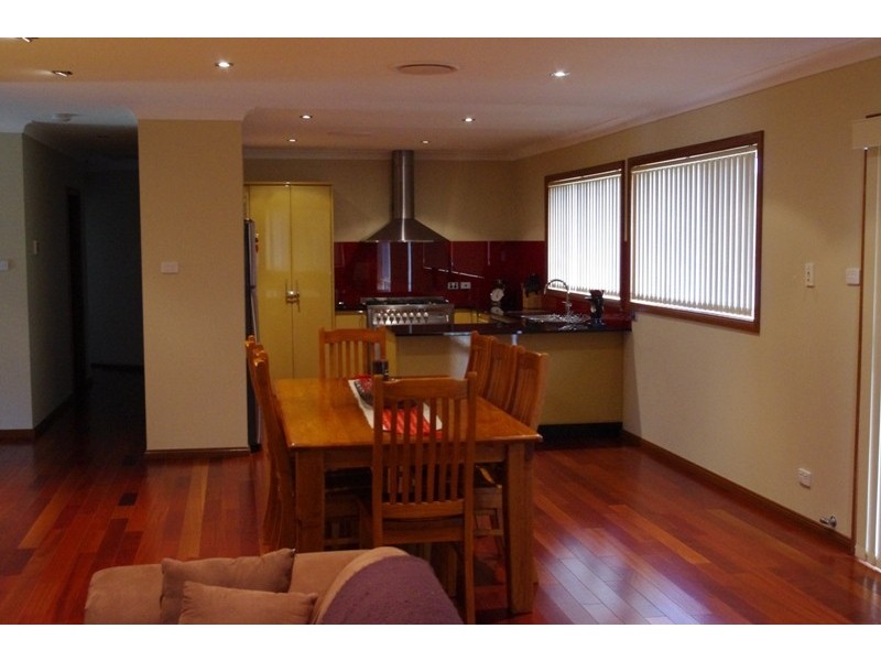 4 Lakewood Grove, Burrill Lake NSW 2539