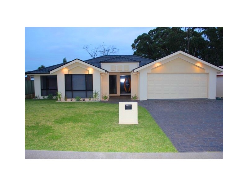 27 Walpole Avenue, Ulladulla NSW 2539