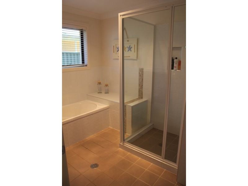 27 Walpole Avenue, Ulladulla NSW 2539