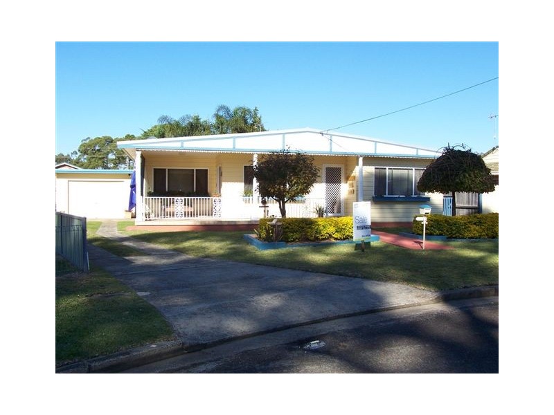 5 Paradise Place, Sussex Inlet NSW 2540