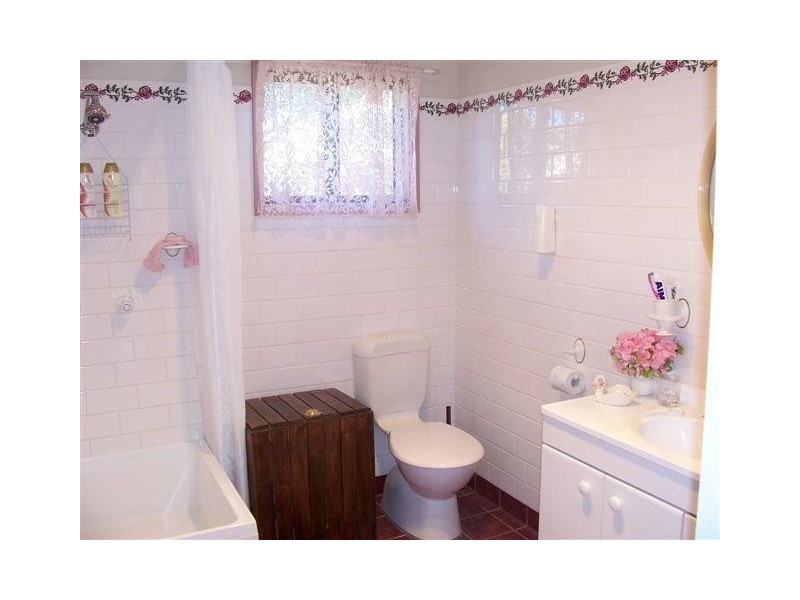 5 Paradise Place, Sussex Inlet NSW 2540