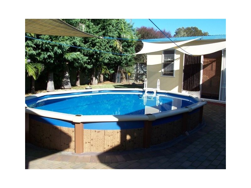 5 Paradise Place, Sussex Inlet NSW 2540