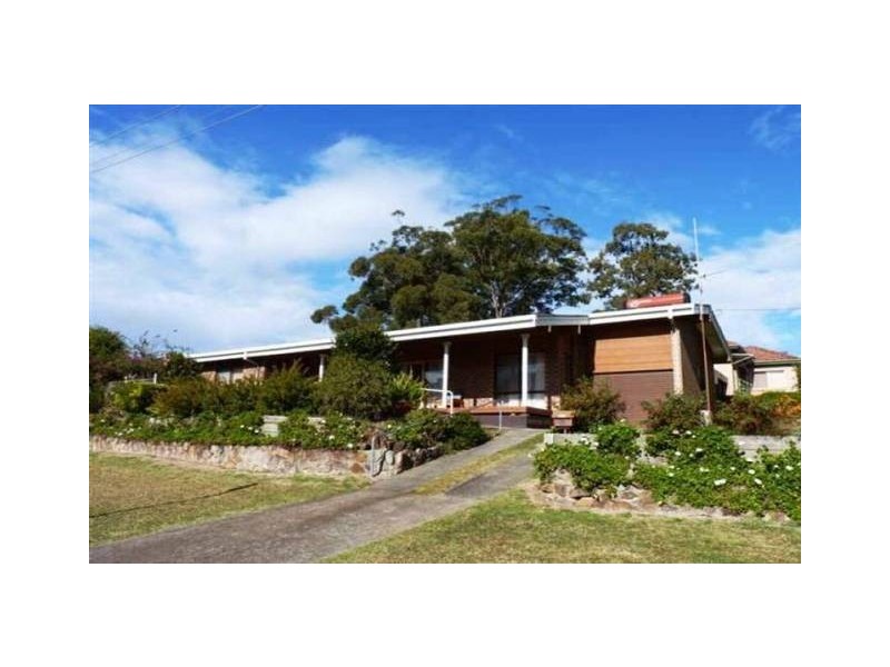 10 Ilett Street, Mollymook NSW 2539