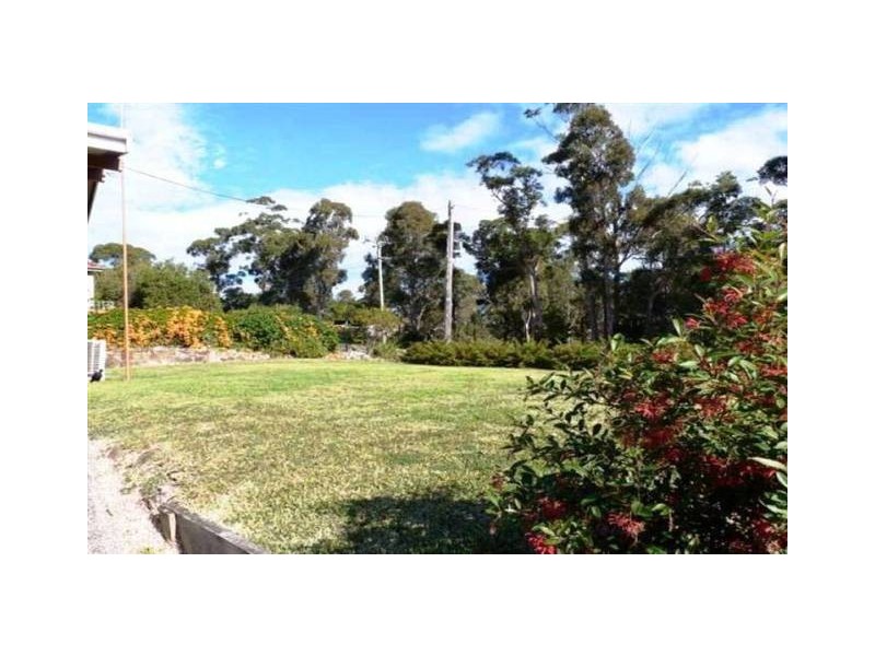 10 Ilett Street, Mollymook NSW 2539