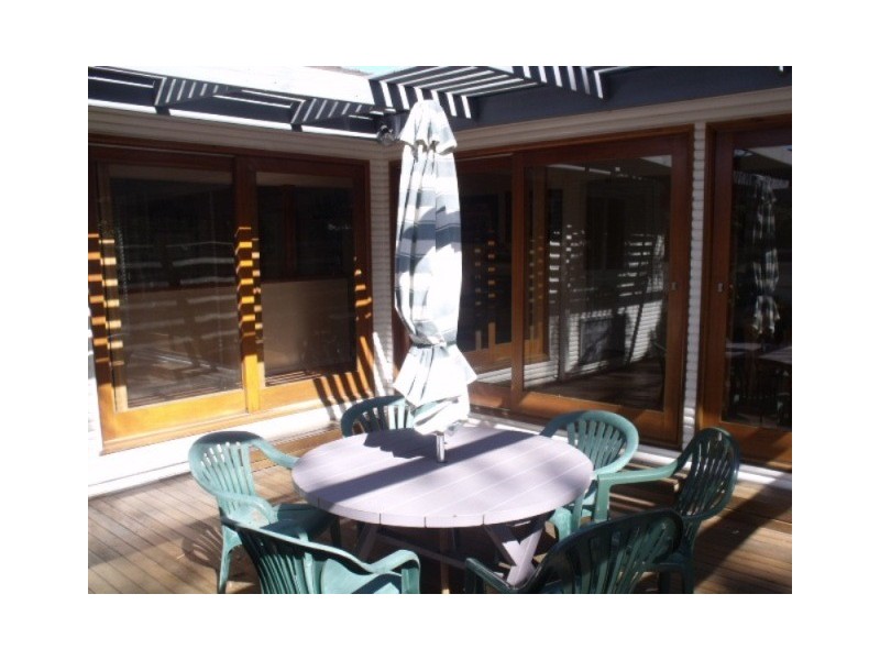 41 Golf Ave, Mollymook NSW 2539