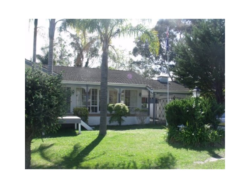 41 Golf Ave, Mollymook NSW 2539