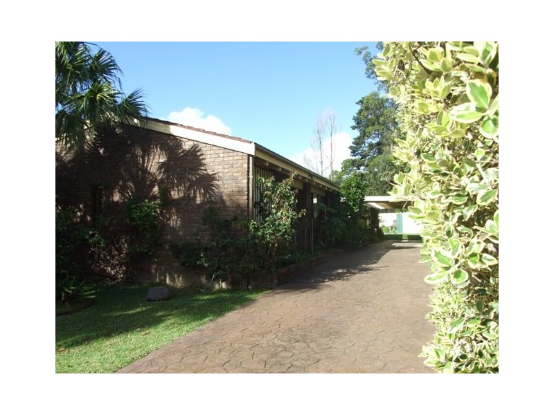 4 Parkland Drive, Kings Point NSW 2539