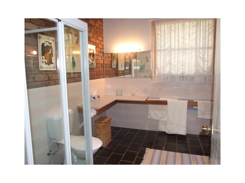 4 Parkland Drive, Kings Point NSW 2539