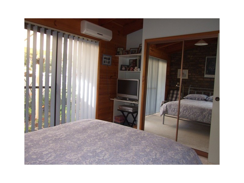 4 Parkland Drive, Kings Point NSW 2539