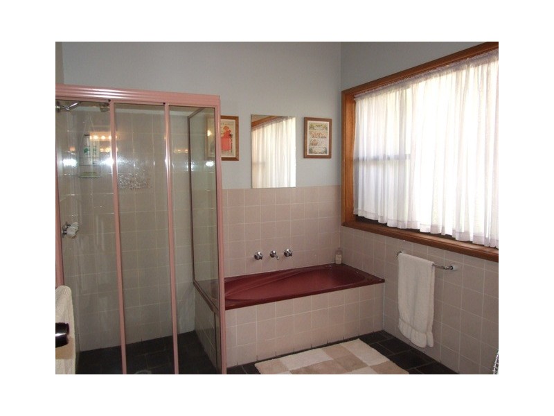 4 Parkland Drive, Kings Point NSW 2539