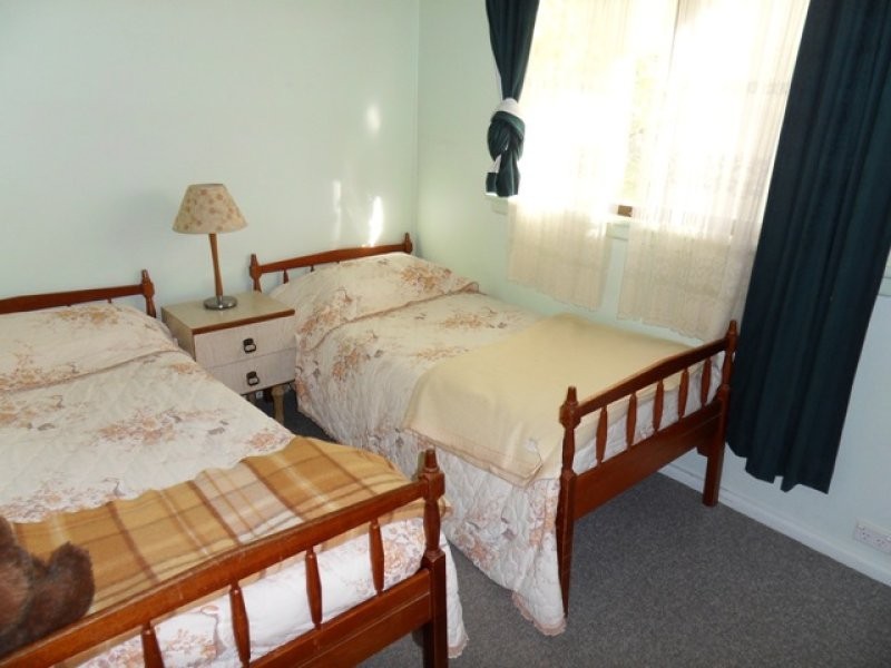 54 Government Road, Sussex Inlet NSW 2540