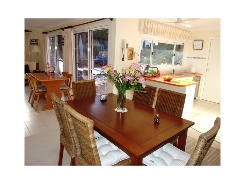 6 Driver Ave, Mollymook NSW 2539