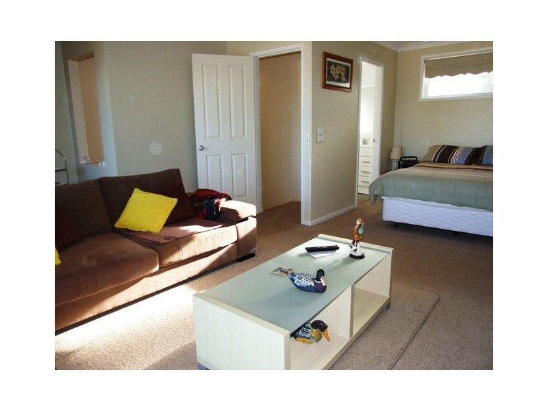 6 Driver Ave, Mollymook NSW 2539