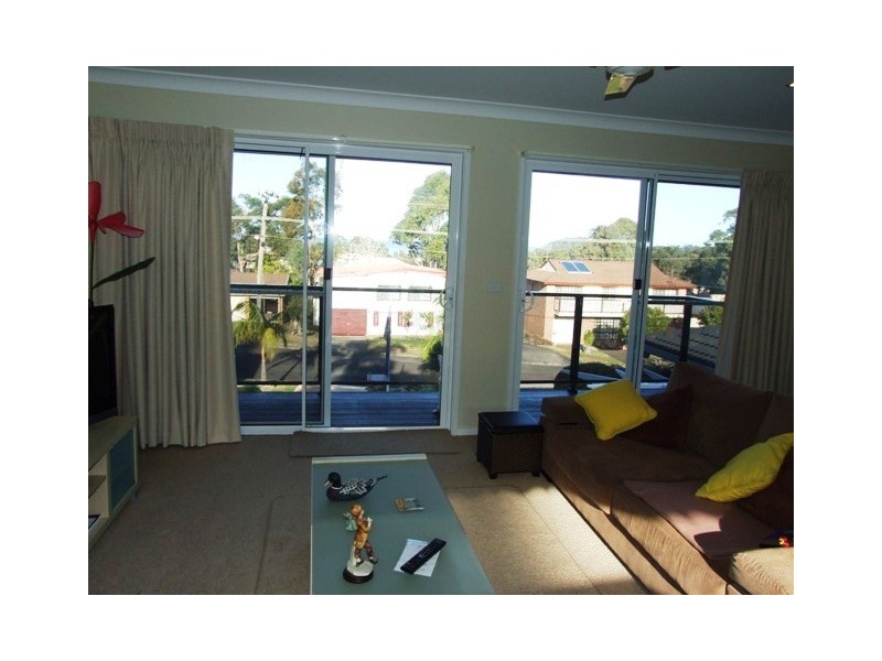 6 Driver Ave, Mollymook NSW 2539