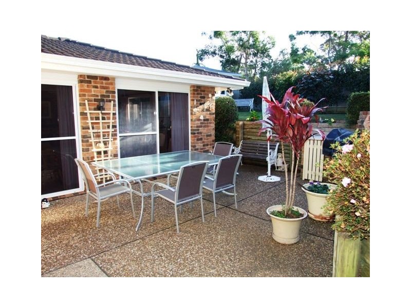 6 Driver Ave, Mollymook NSW 2539