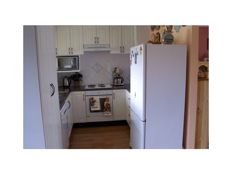 223 River Road, Sussex Inlet NSW 2540