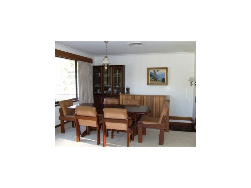 11 Edgewater Avenue, Sussex Inlet NSW 2540