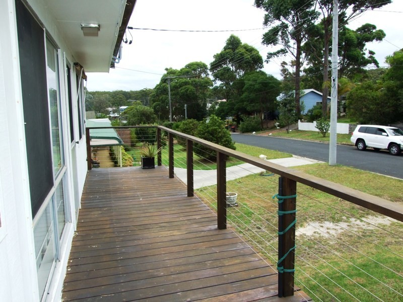 51 Mercury Drive, Lake Tabourie NSW 2539