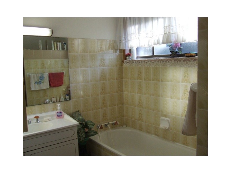 417 Sussex Inlet Road, Sussex Inlet NSW 2540