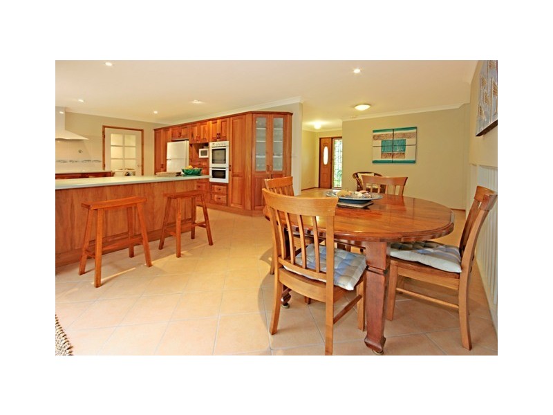48 Ross Ave, Narrawallee NSW 2539