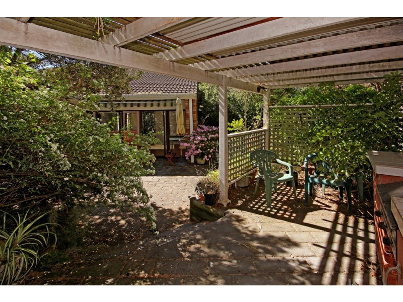 1 Myrniong Grove, Berrara NSW 2540