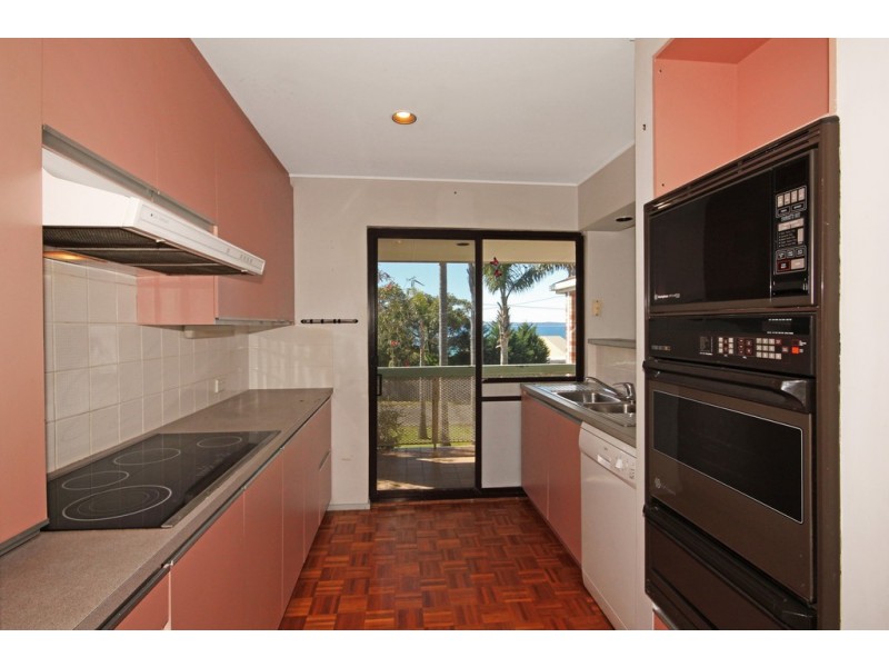 1 Myrniong Grove, Berrara NSW 2540