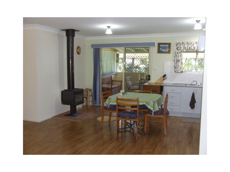 11 Alma Avenue, Fishermans Paradise NSW 2539