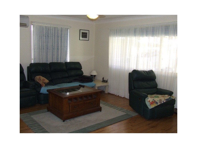 11 Alma Avenue, Fishermans Paradise NSW 2539