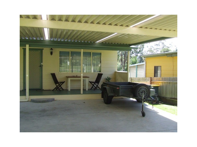 11 Alma Avenue, Fishermans Paradise NSW 2539