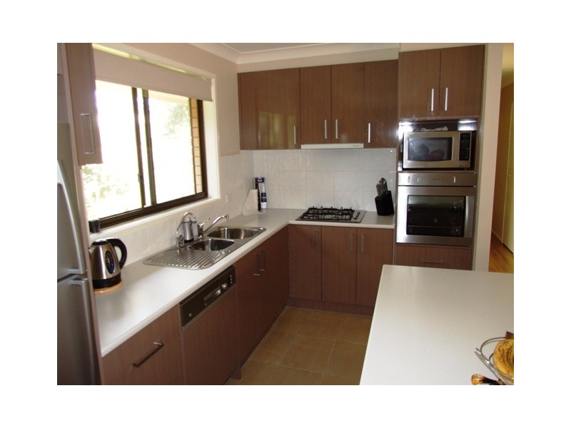 2/30  Augusta Pl, Mollymook NSW 2539