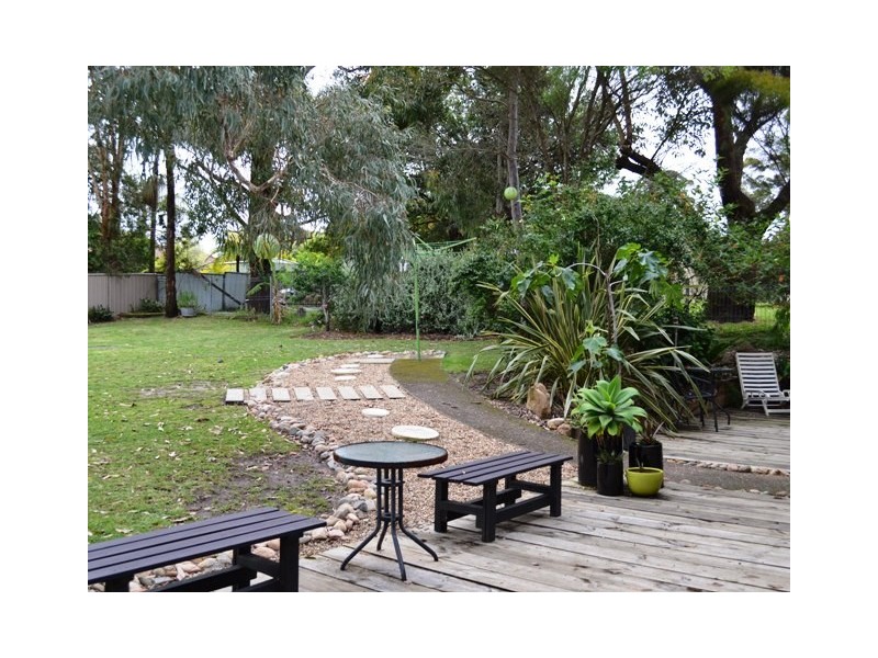 75  Lockhart Ave, Mollymook NSW 2539