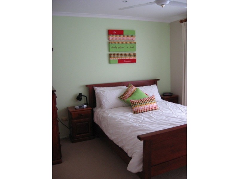 9 Saturn Avenue, Lake Tabourie NSW 2539