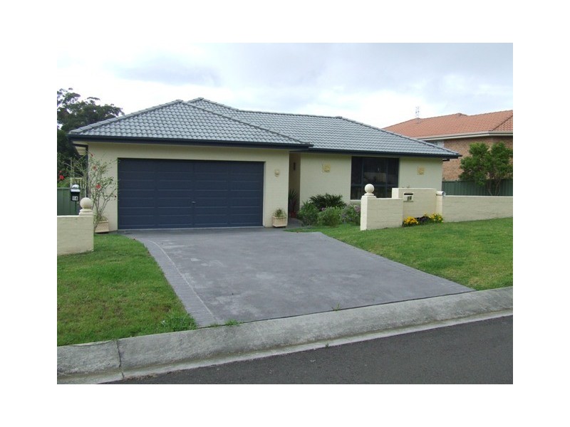 14 Scribbly Gum Crescent, Ulladulla NSW 2539