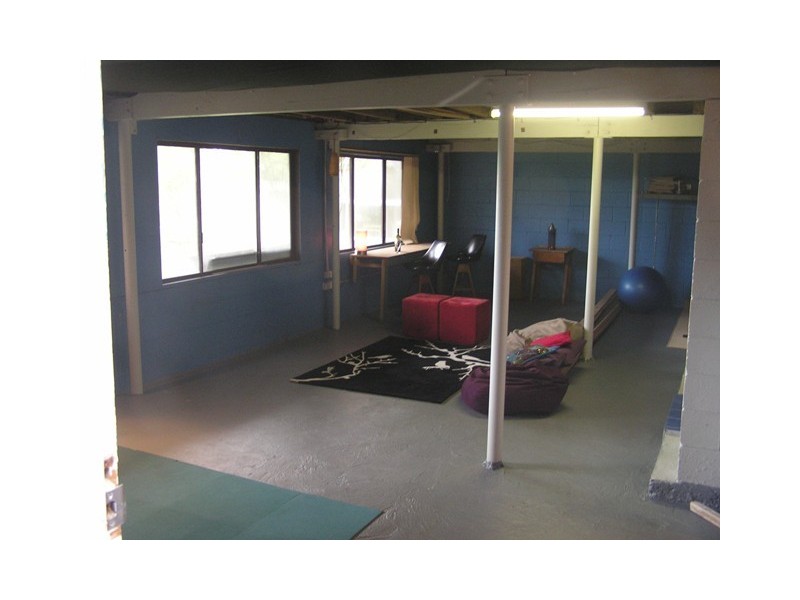 16 Braidwood Ave, Burrill Lake NSW 2539