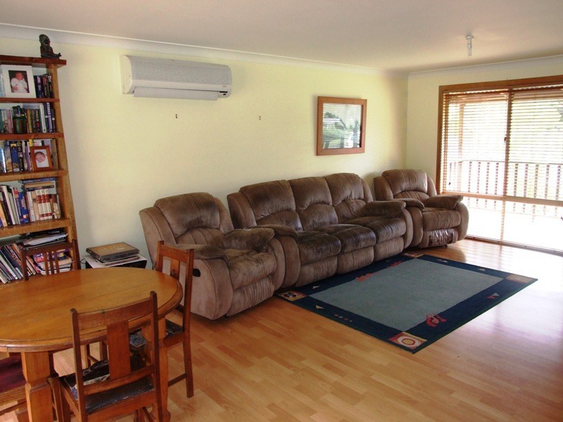 17 Lyra Drv, Lake Tabourie NSW 2539