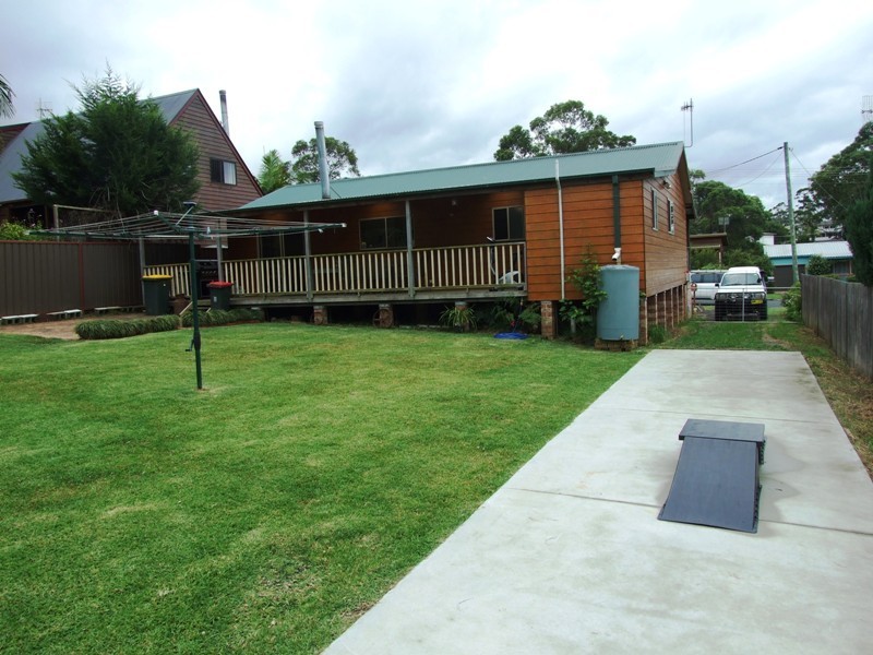 17 Lyra Drv, Lake Tabourie NSW 2539