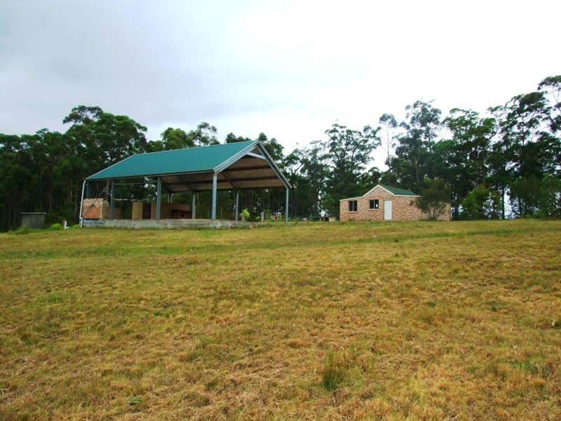 34 Pebbly Beach Rd, East Lynne NSW 2536