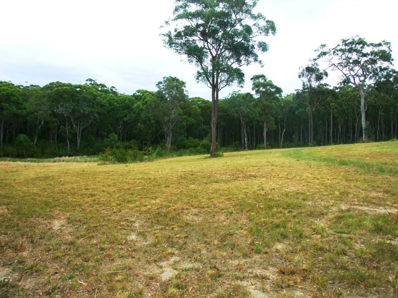 34 Pebbly Beach Rd, East Lynne NSW 2536