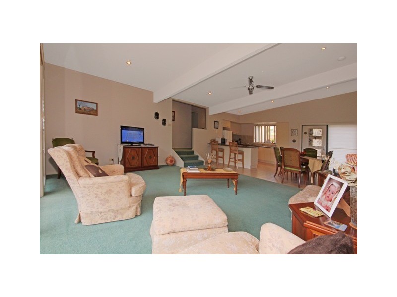 25 Sagittarius Way, Narrawallee NSW 2539