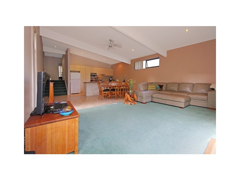 25 Sagittarius Way, Narrawallee NSW 2539