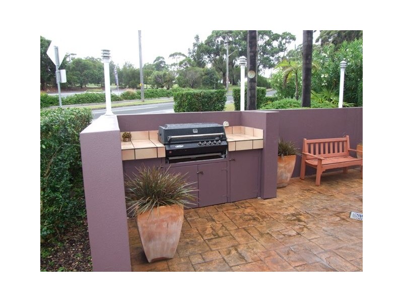 3/17 Golf Road, Mollymook NSW 2539