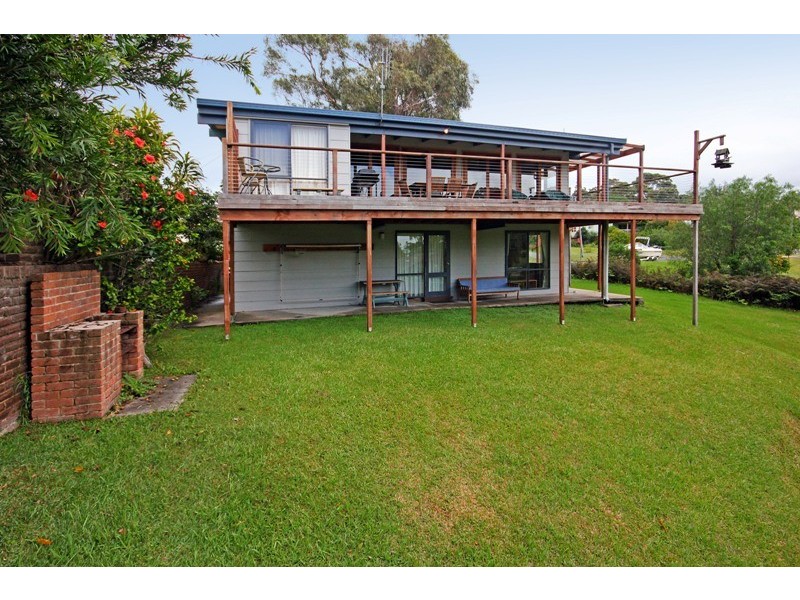 56 Clissold St, Mollymook NSW 2539