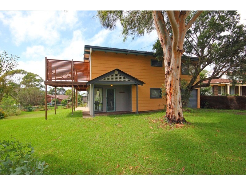 56 Clissold St, Mollymook NSW 2539