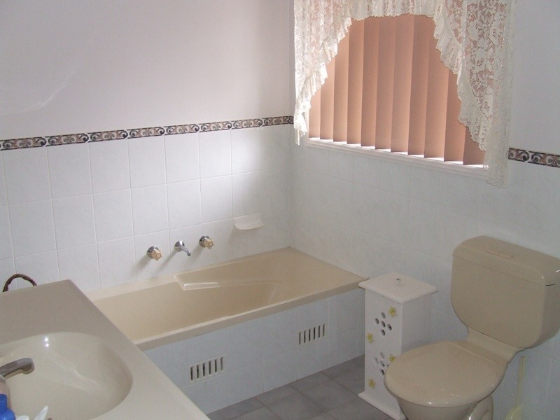 19 Lakewood Grove, Burrill Lake NSW 2539