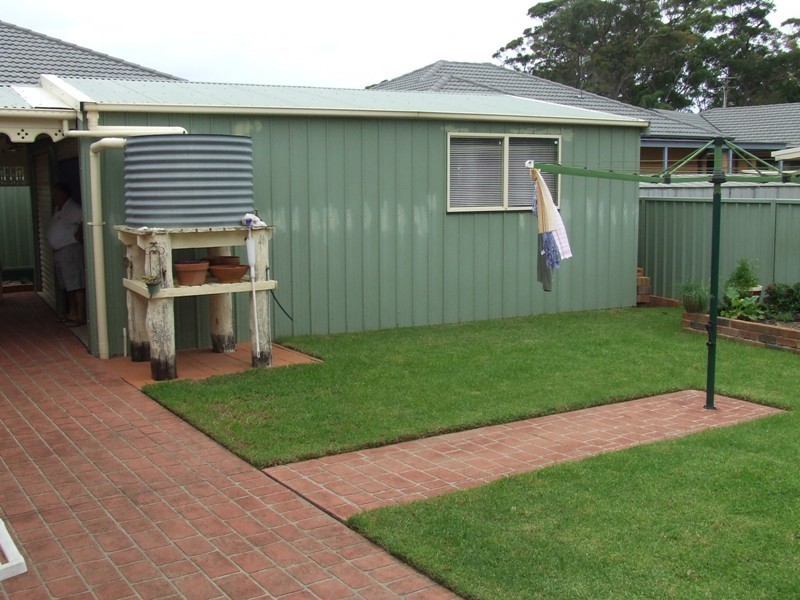 19 Lakewood Grove, Burrill Lake NSW 2539