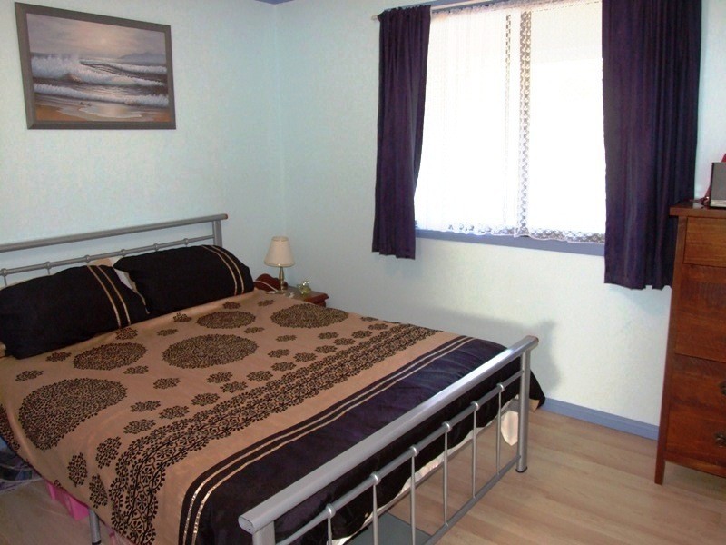 10 Paterson Close, Lake Tabourie NSW 2539