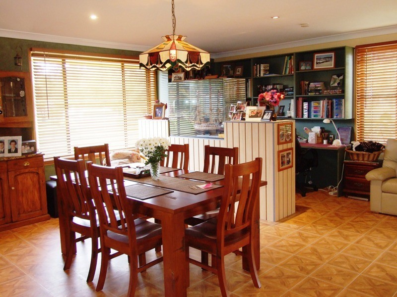 17 Casuarina Close, Burrill Lake NSW 2539