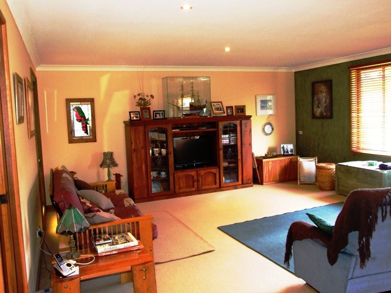 17 Casuarina Close, Burrill Lake NSW 2539